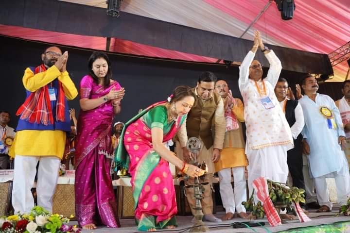 Ceremonial programme at Shri Shri Hari Mandir